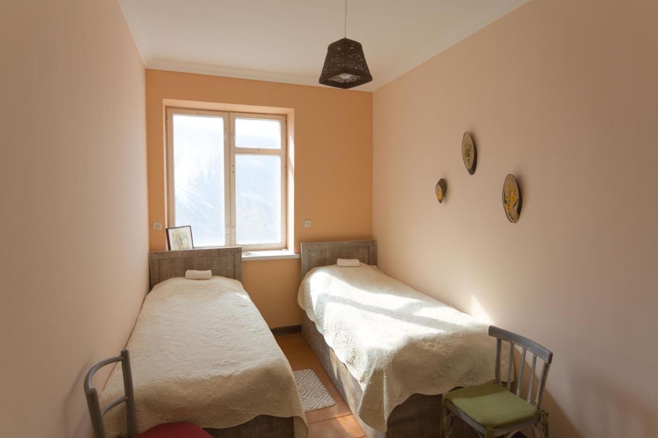 Chamich Guesthouse Debed 外观 照片