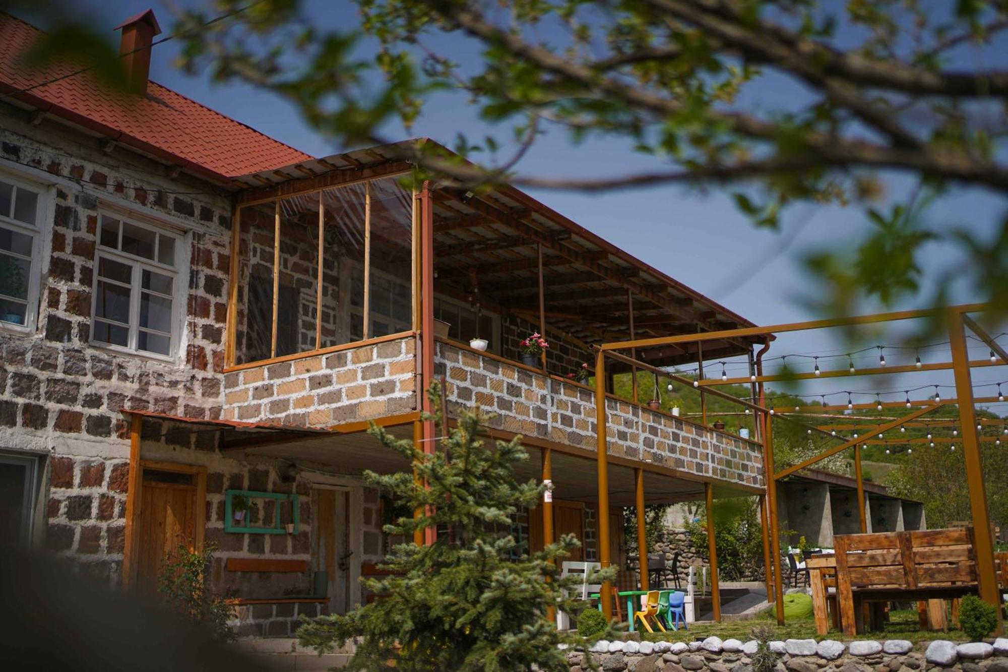 Chamich Guesthouse Debed 外观 照片