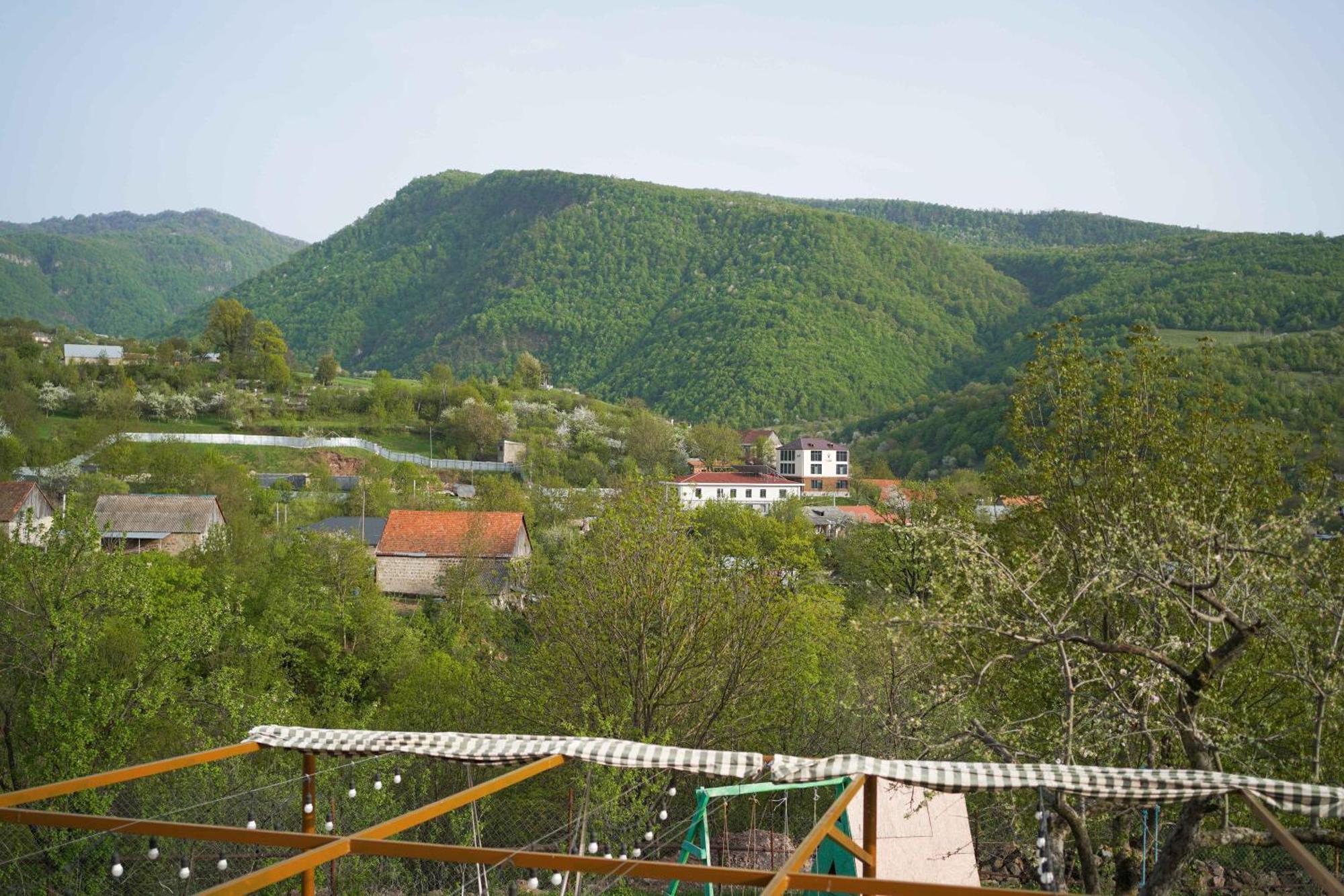 Chamich Guesthouse Debed 外观 照片