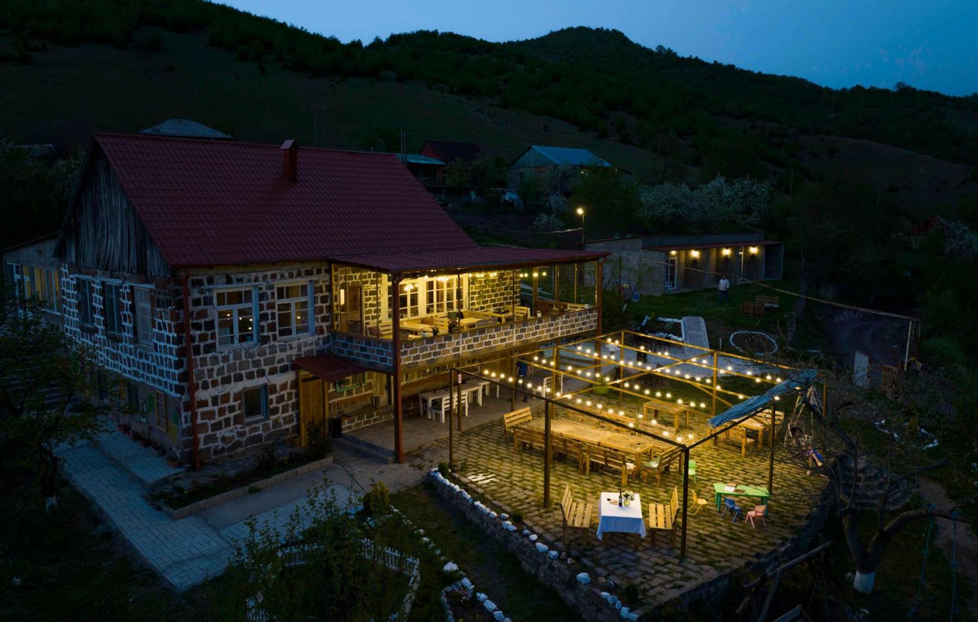 Chamich Guesthouse Debed 外观 照片
