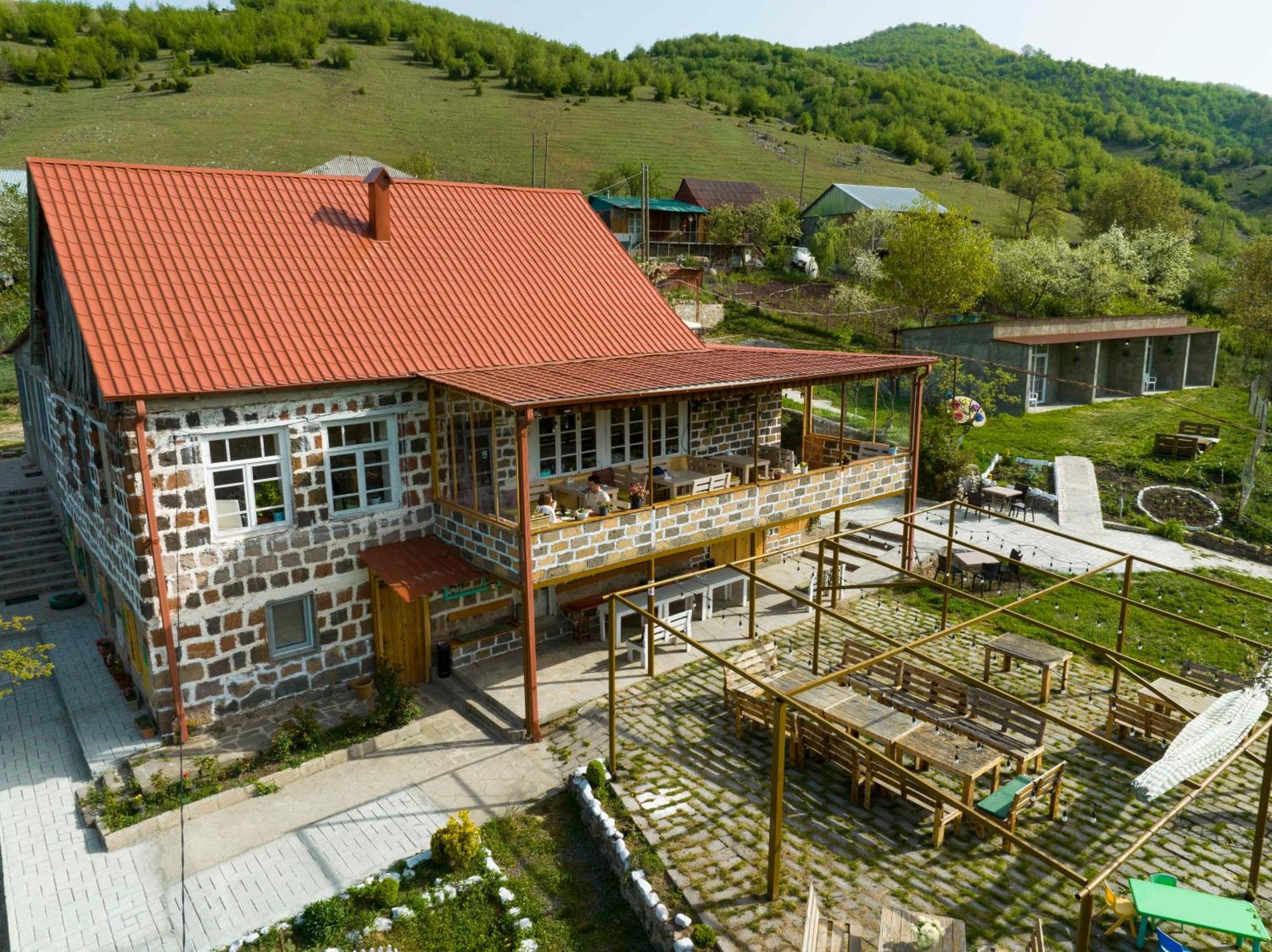 Chamich Guesthouse Debed 外观 照片